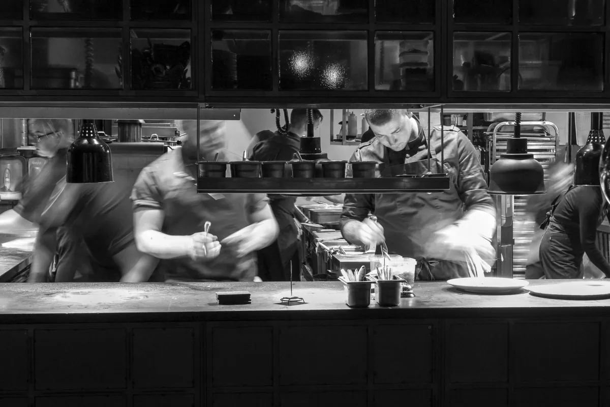 Arnór Haukur Diego, salur og barinn á Kol Restaurant